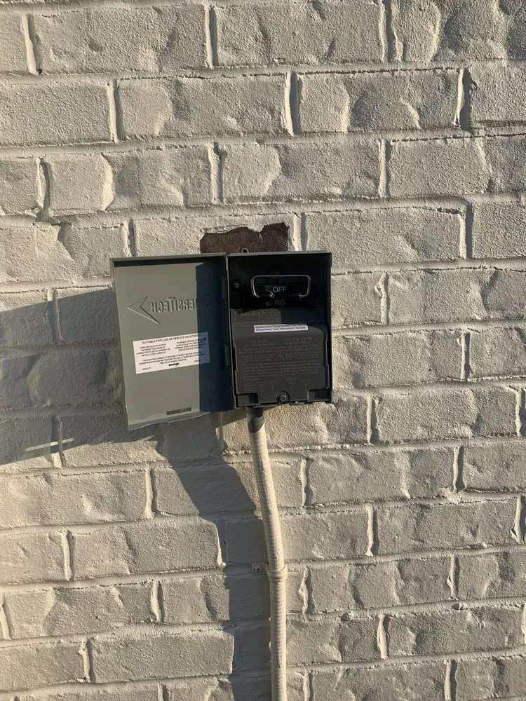 Slide of Construction Unlimited