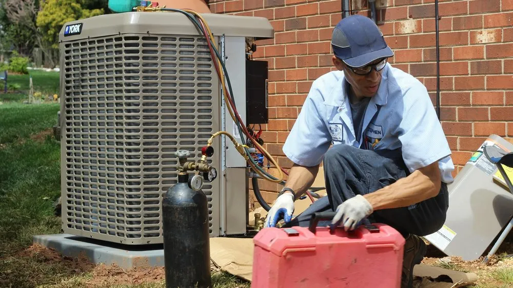 Slide of Cool Breeze 1250 Heating & Cooling