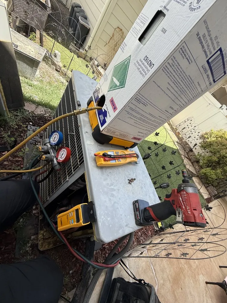 Slide of Cool Breeze AC