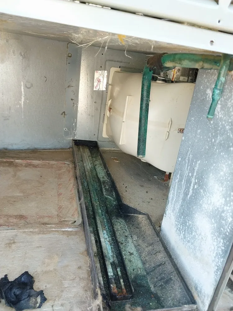 Slide of Cool Breeze AC