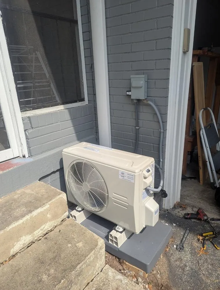 Slide of Cool Dawgs HVAC