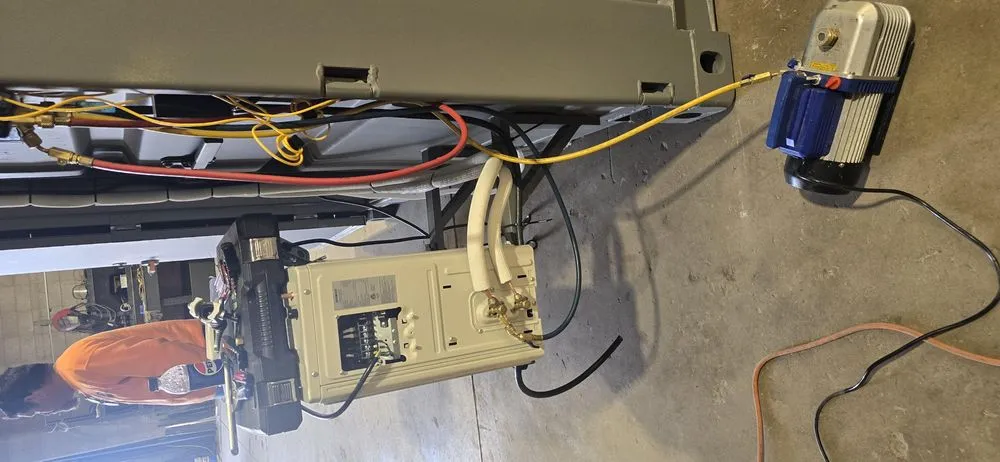 Slide of Cool Dawgs HVAC