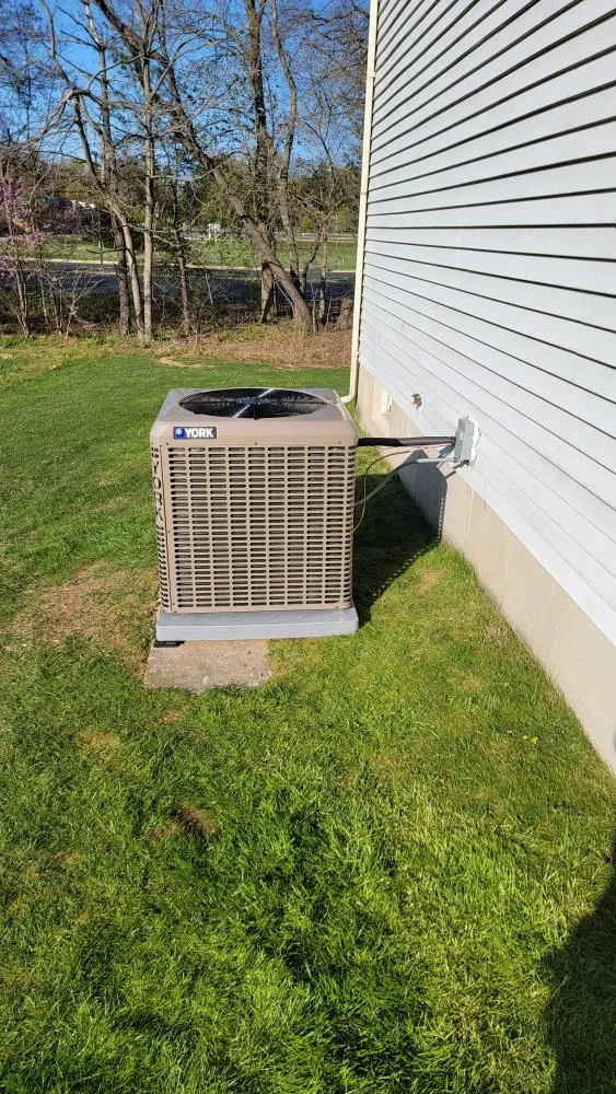 Slide of Cool Expert