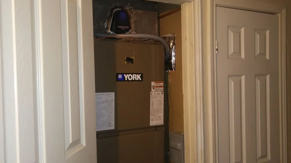 Slide of Cool Kings Heating & Air