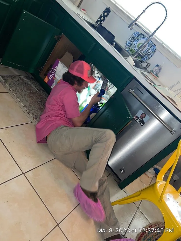 Slide of Cool Leo Ac & Heat