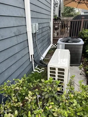 Cool Service Tech Logo