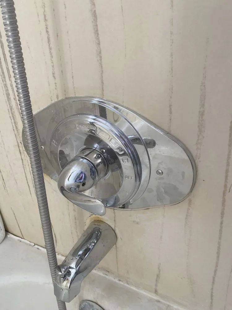 Slide of Cool Willy's Air & Plumbing