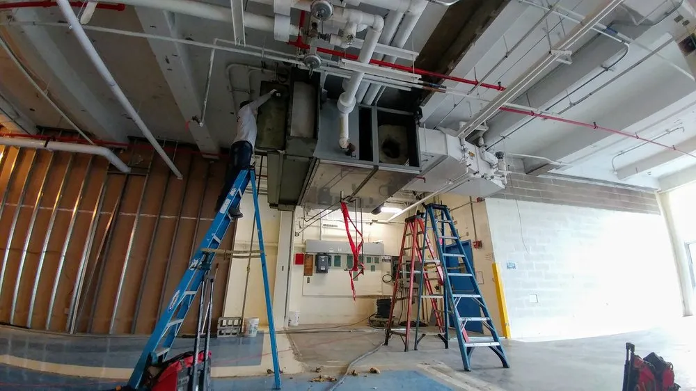 Slide of CoolFreezeNYC