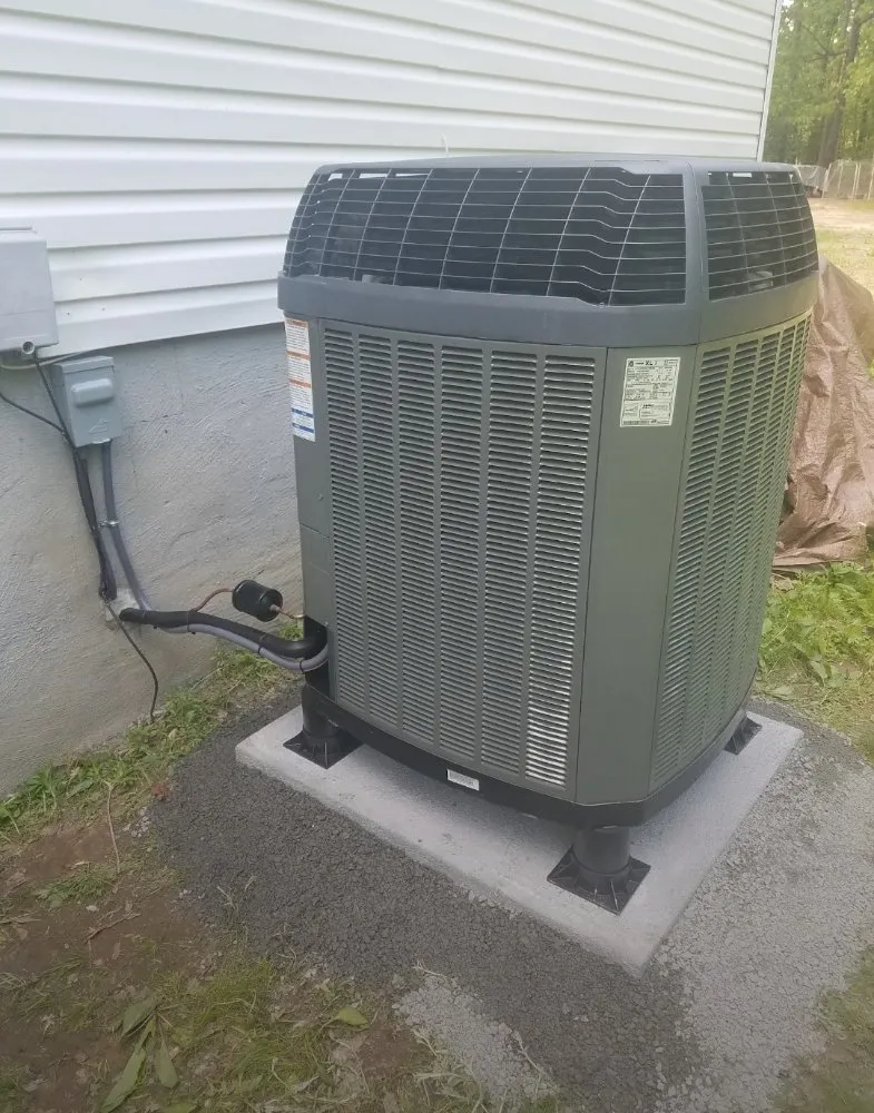 Slide of Coolhand Custom HVAC