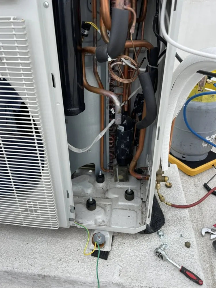 Expert HVAC maintenance for residential systems in San Fernando Valley, CA by Cooling and Heating ART