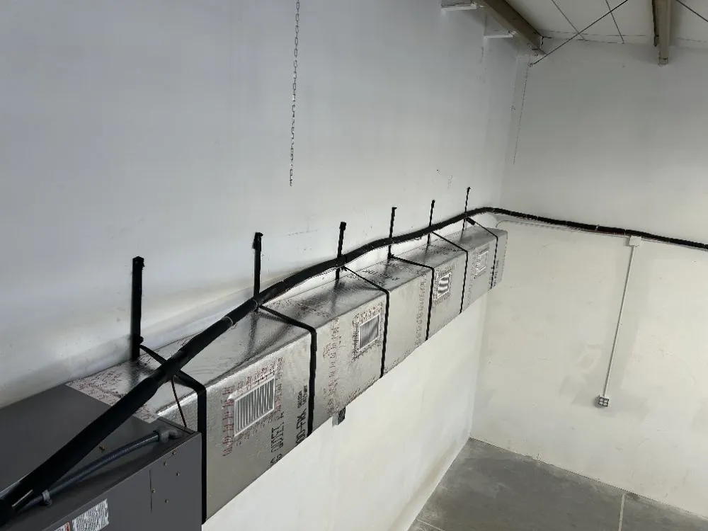 Slide of Cooling Mechanical Technicians