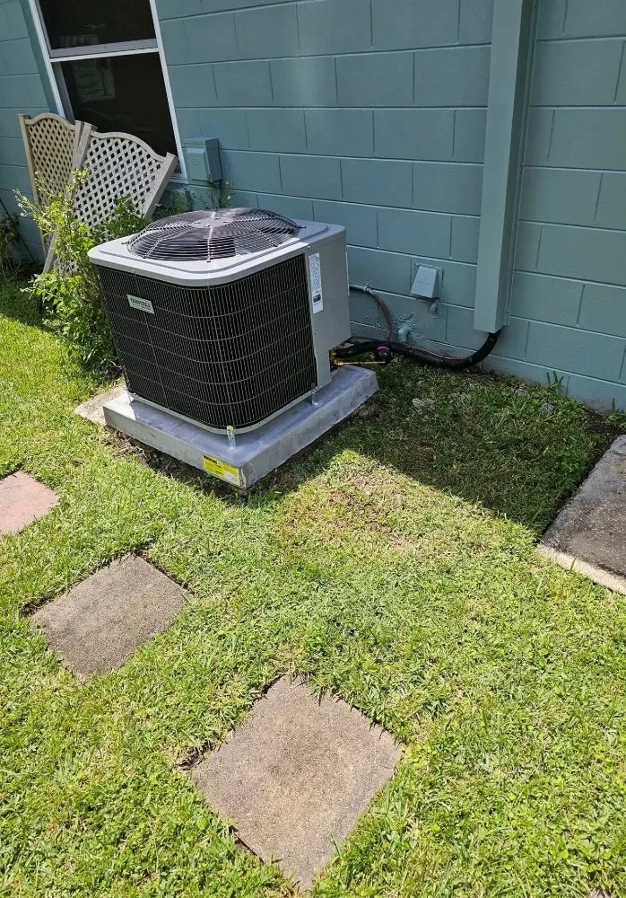 Slide of Cooling Mechanical Technicians