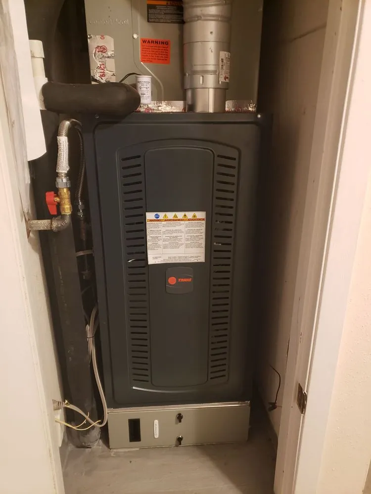 Slide of Coolmark Heating and Air