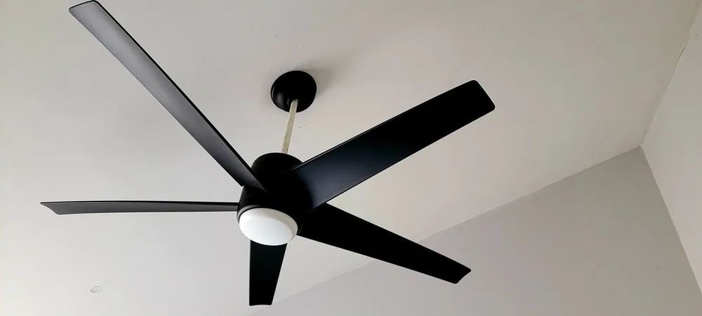 Slide of Costanzo Electrical & Mechanical