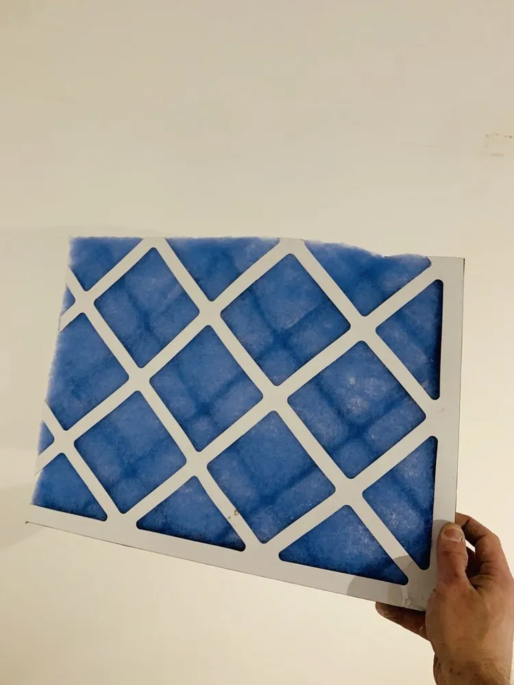 Slide of Cousin's Air