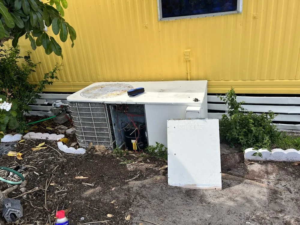 Slide of Cozy Breeze Air Conditioning