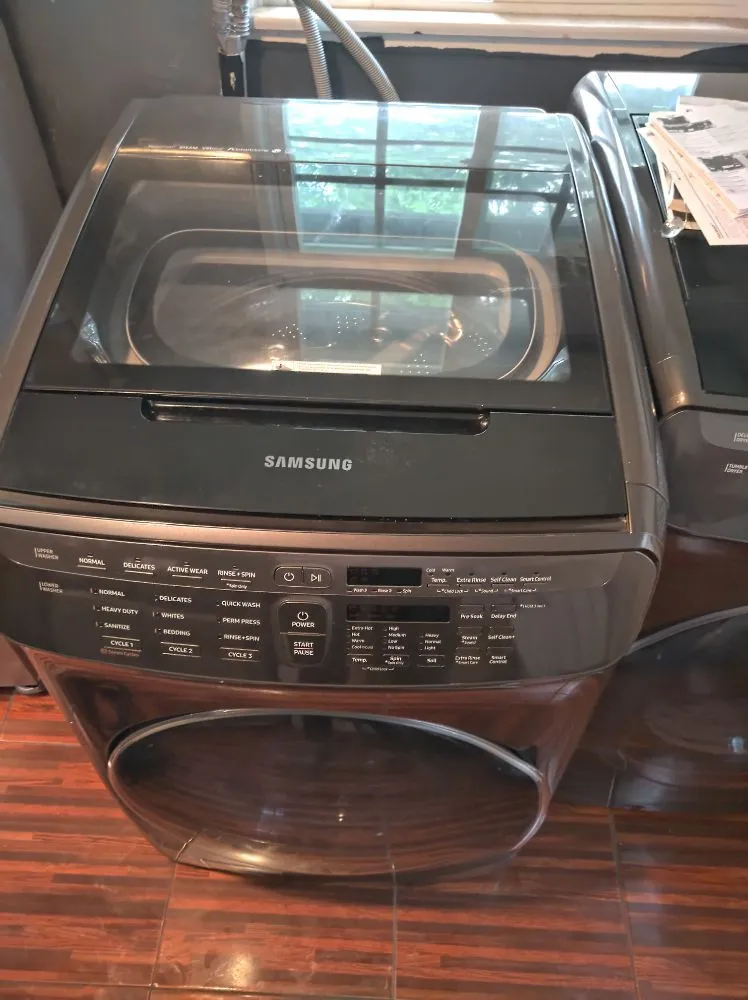 Slide of CR Appliance Repair