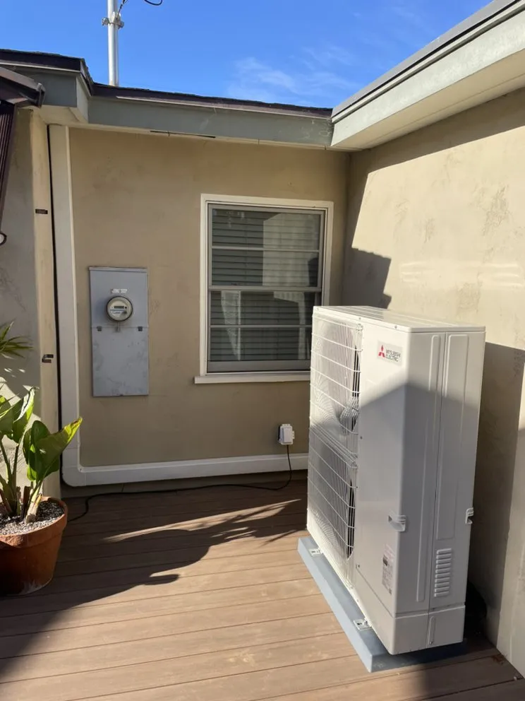 Slide of C&R Mechanical Specialist