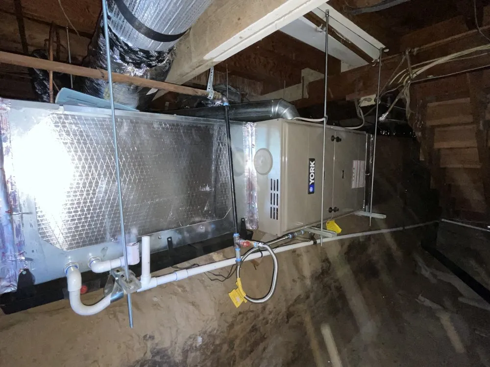 Slide of C&R Mechanical Specialist