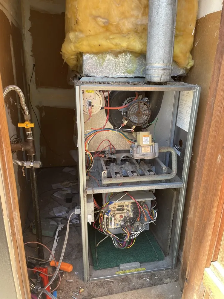 Slide of C&R Mechanical Specialist