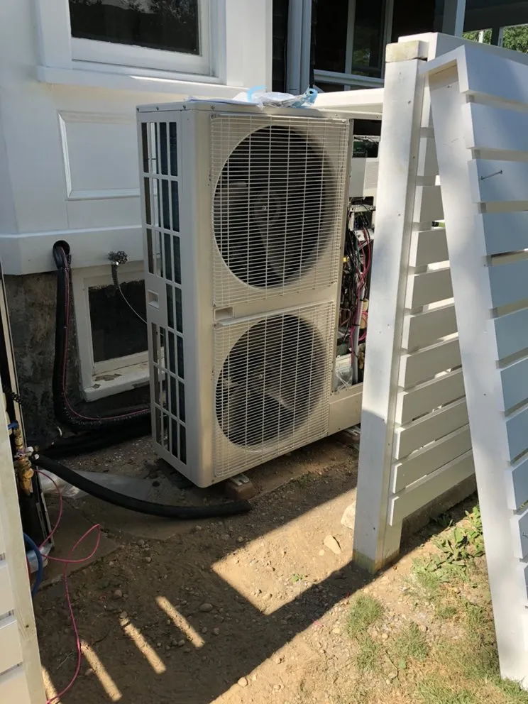 Slide of CR Services HVAC
