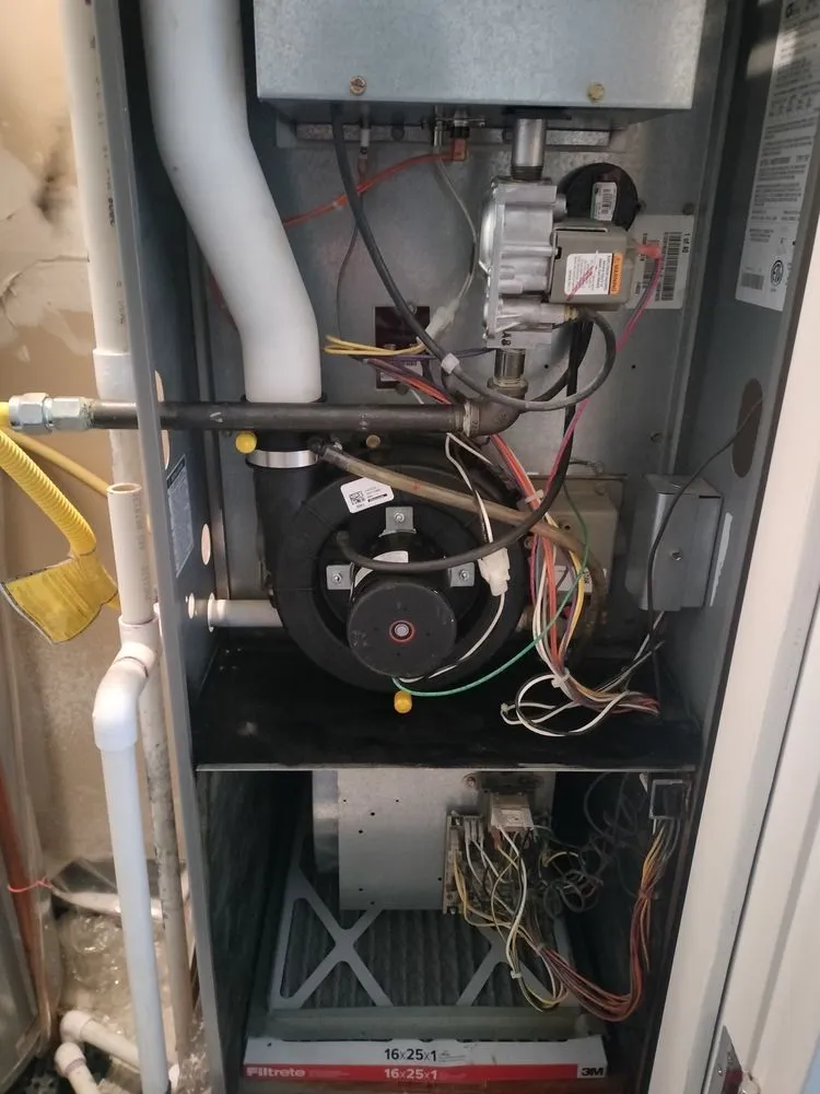 Slide of Crossroads HVAC & Refrigeration