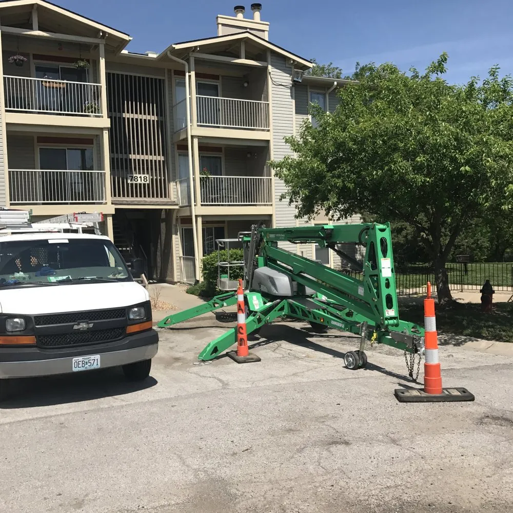 Slide of Cruz Contracting Services