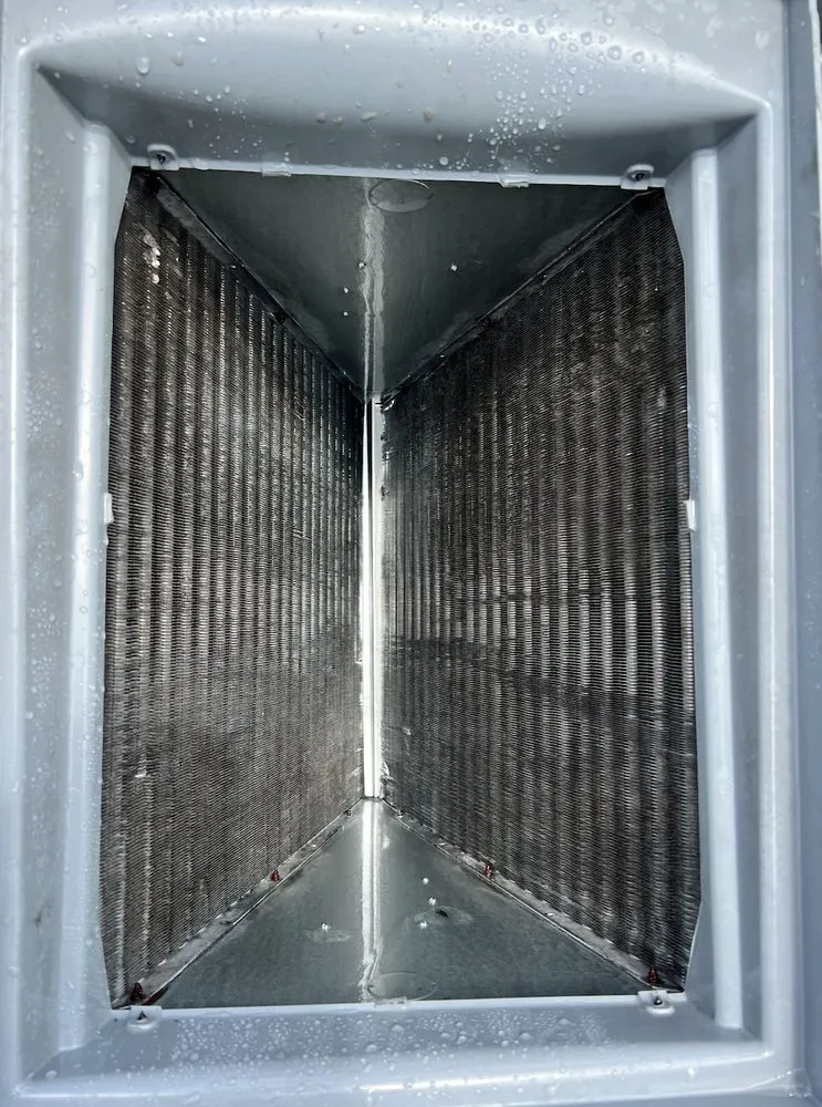 Slide of Cruz's Construction & Professional Group