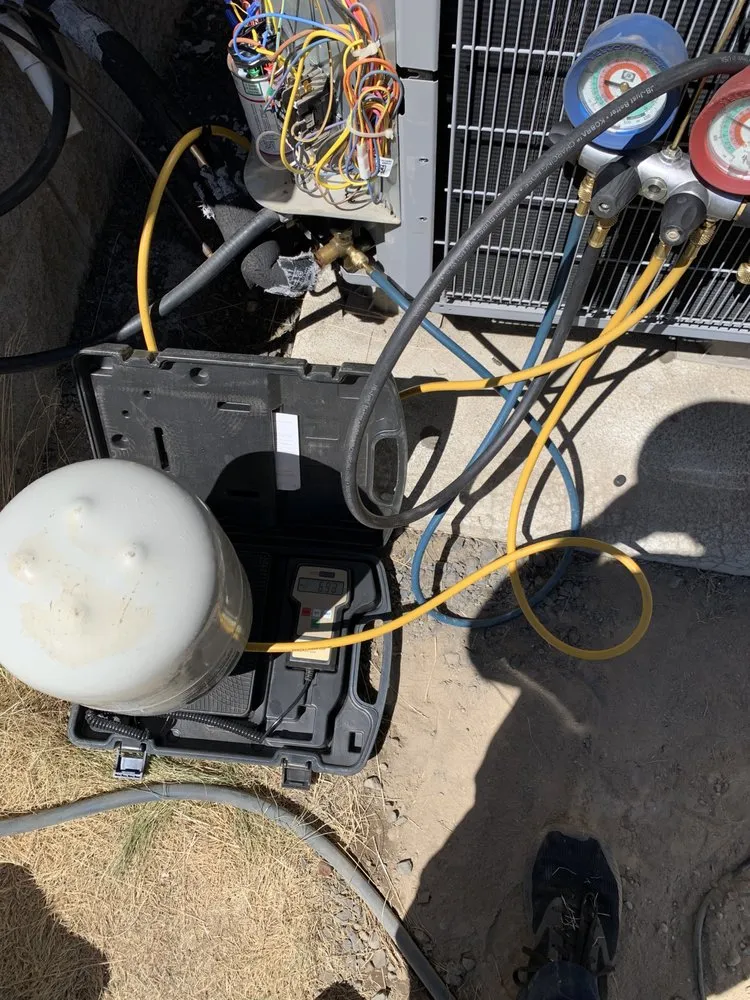 Slide of Curtis Heating & Cooling