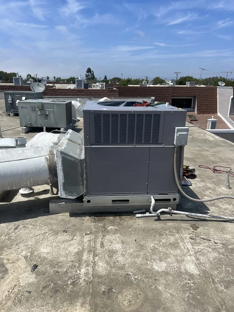 Slide of Custom Air Systems