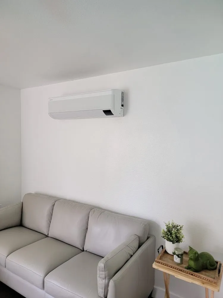 Slide of Custom Airworks