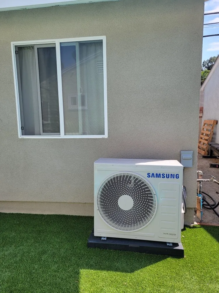 Slide of Custom Airworks