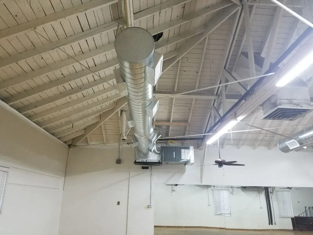 Slide of CW Heating & Air Conditioning