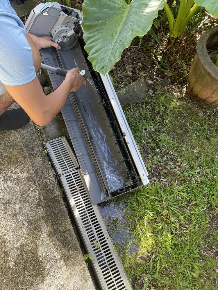 Slide of Czanelle’s Airconditioning & Refrigeration