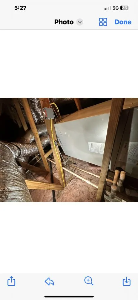 Slide of Czanelle’s Airconditioning & Refrigeration