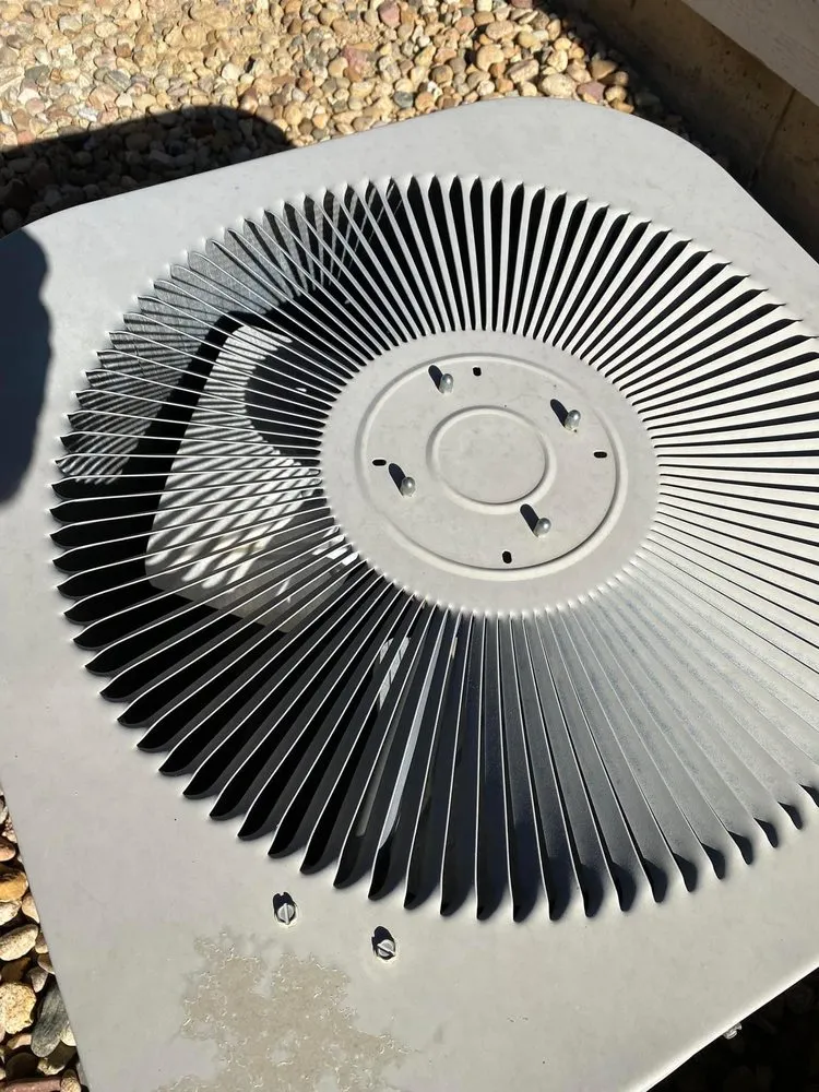 Slide of D & D Heating & Air