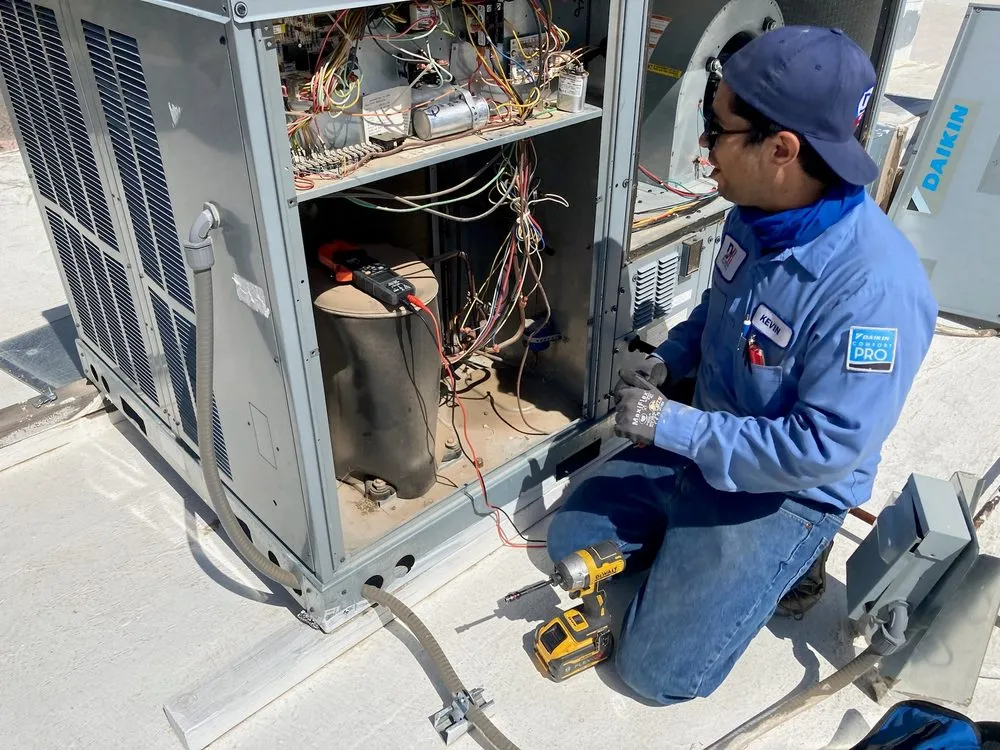 Slide of D & H Air Conditioning & Heating