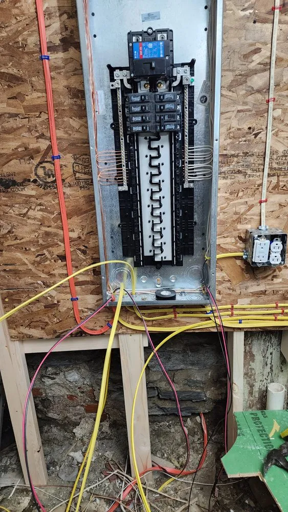 Slide of D & J's Maintenance