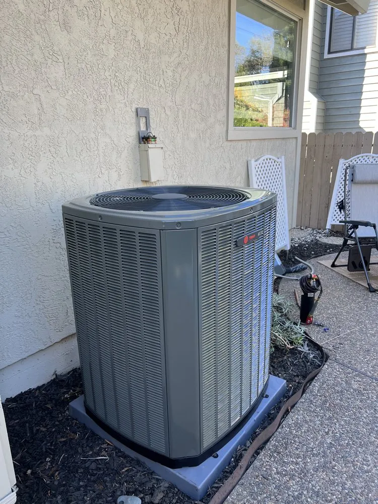 Slide of D & L Heating and Air