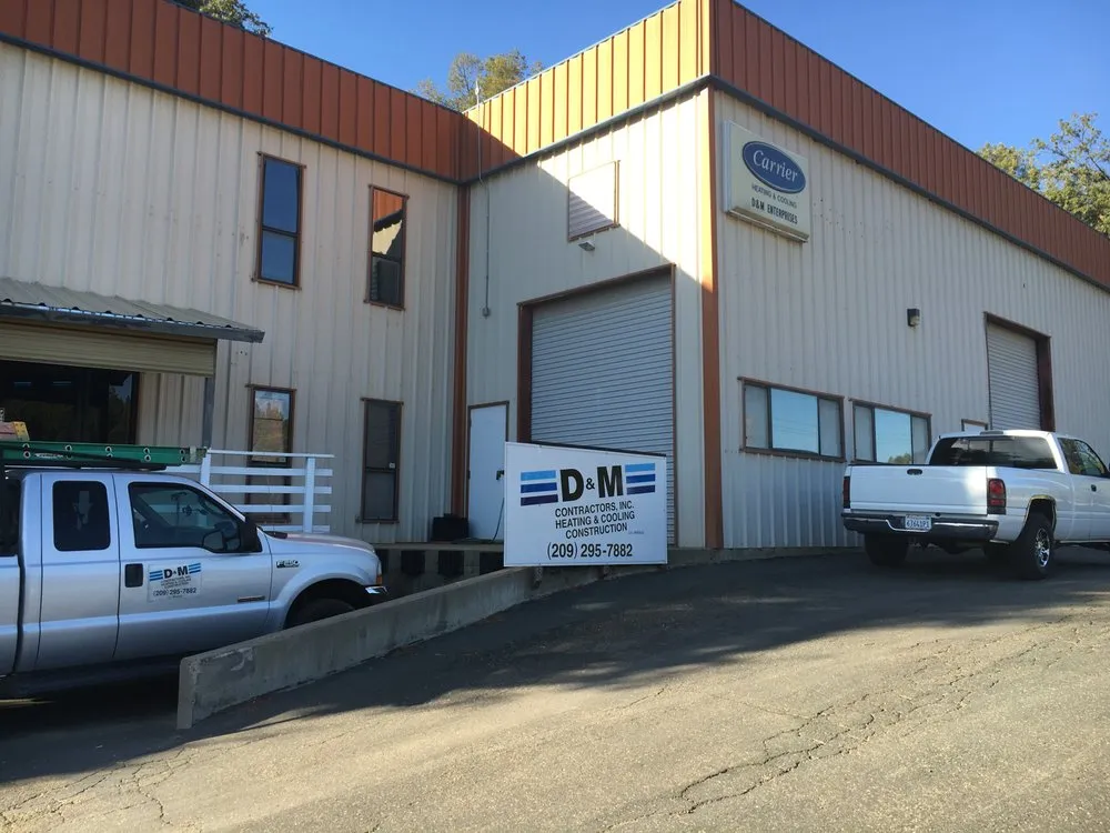 Slide of D & M Contractors