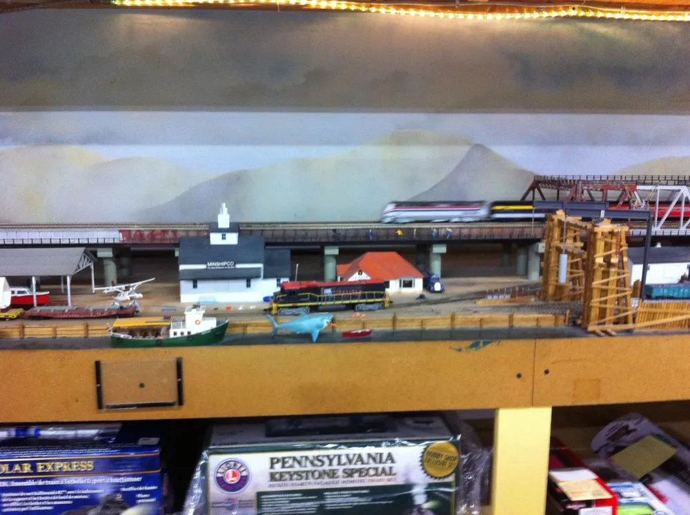 Slide of D & M Contractors