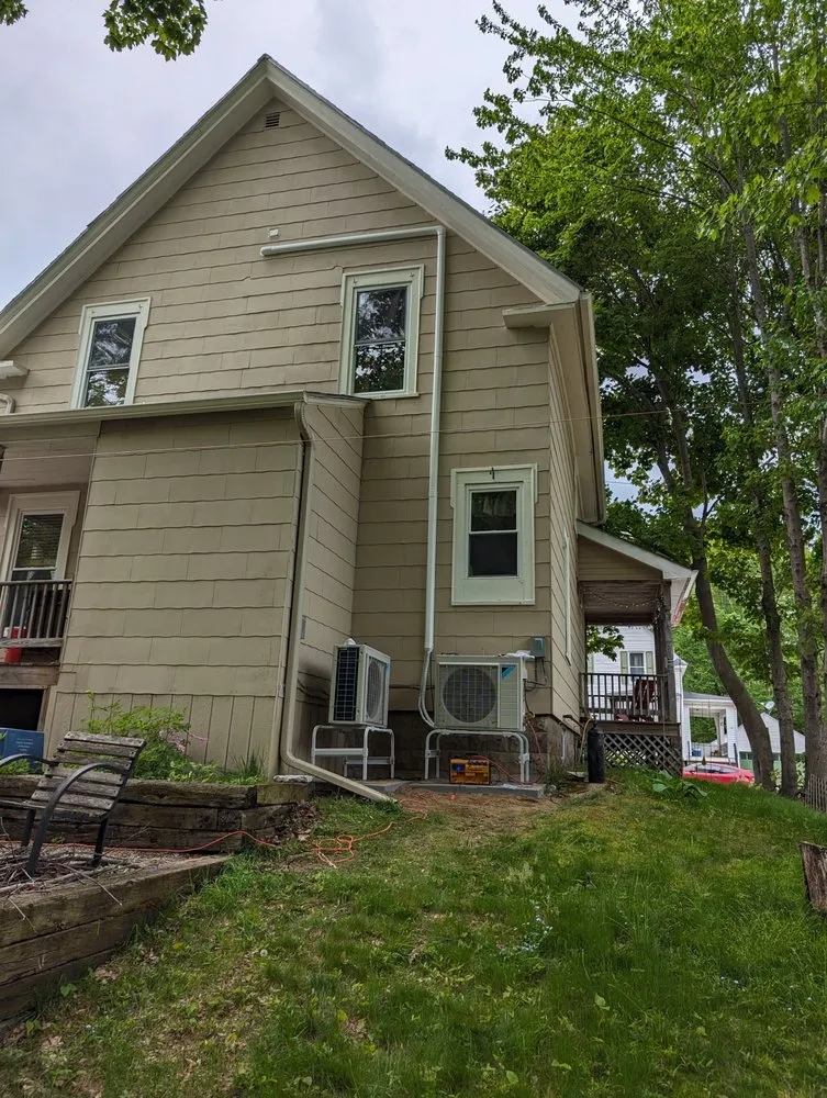 Slide of D & M Heating