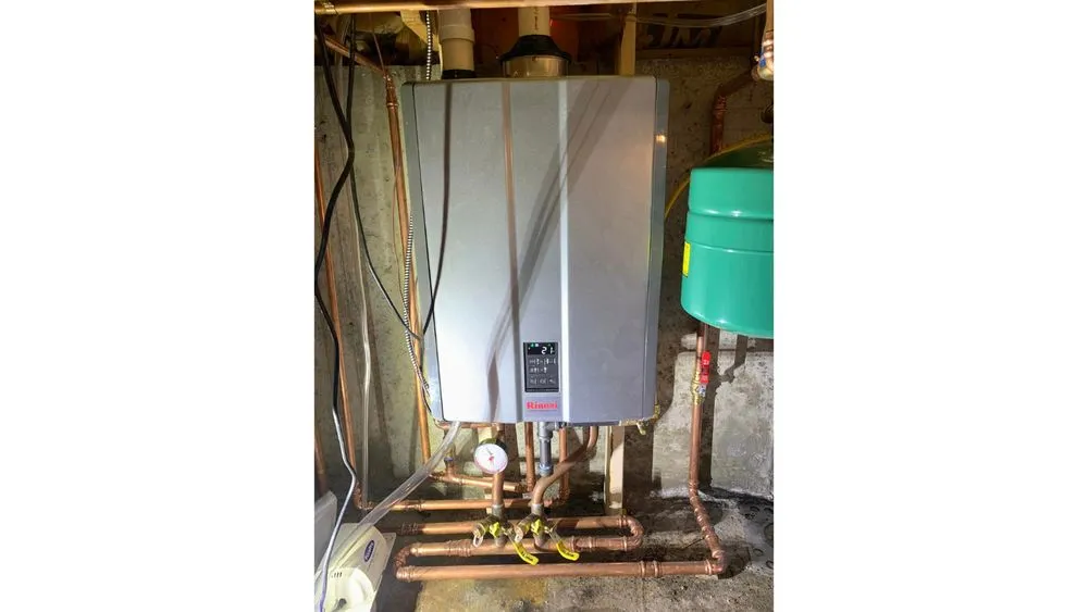 Slide of D & M Heating