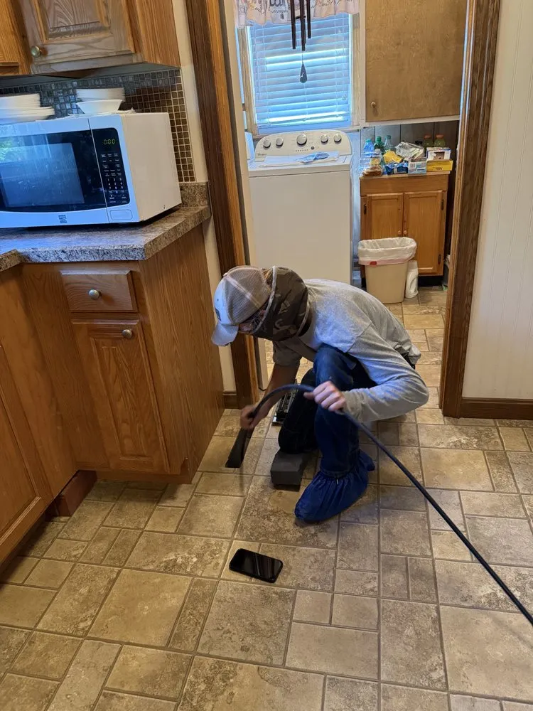 Slide of D & R Heating & Cooling