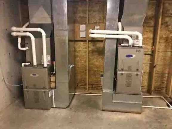 Slide of D & R Service