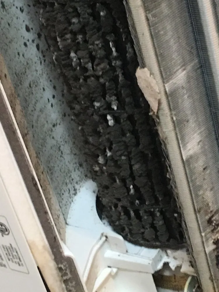 Slide of D Air Conditioning Company