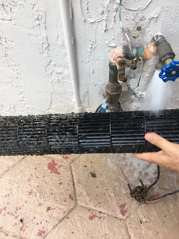 Slide of D Air Conditioning Company