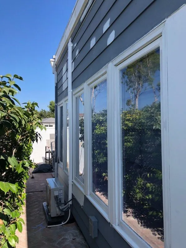 Slide of D Air Conditioning Company