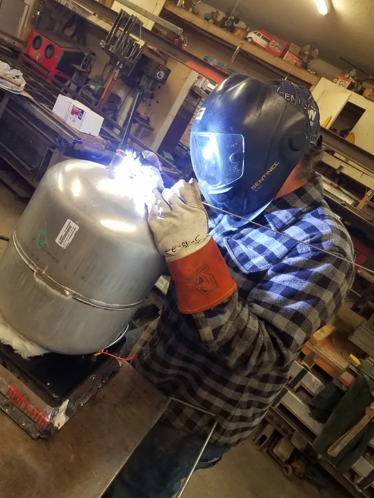 Slide of D and B Mobile RV Service