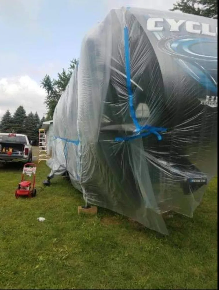 Slide of D and B Mobile RV Service